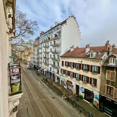 T2 Berriat - Proche Gare & Centre - Equipe Avec Wifi شقة
