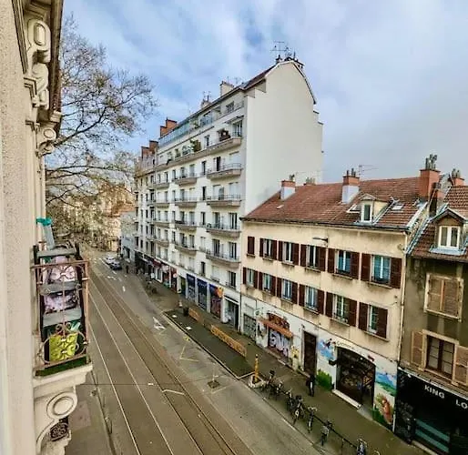 T2 Berriat - Proche Gare & Centre - Equipe Avec Wifi Apartment